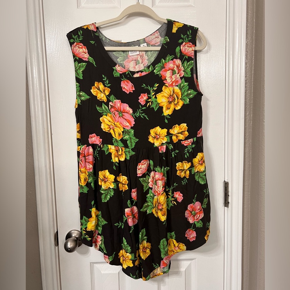 Somedays  Lovin size medium Romper - Picture 4 of 8